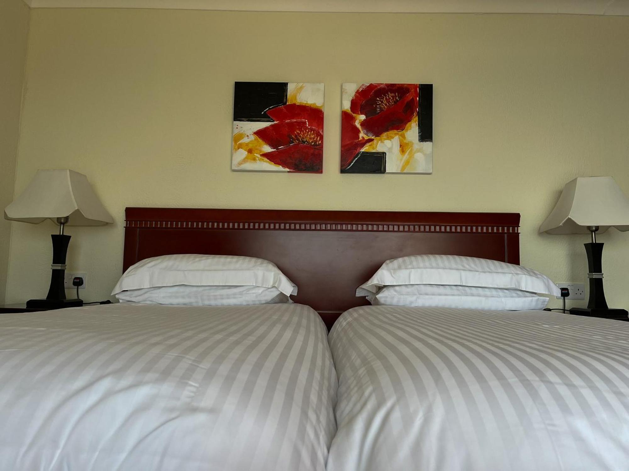Regent Court - Seafront, Sandown - Free Car Ferry For Bookings Of 3 Or More Nights, Subject To Availability 客房 照片