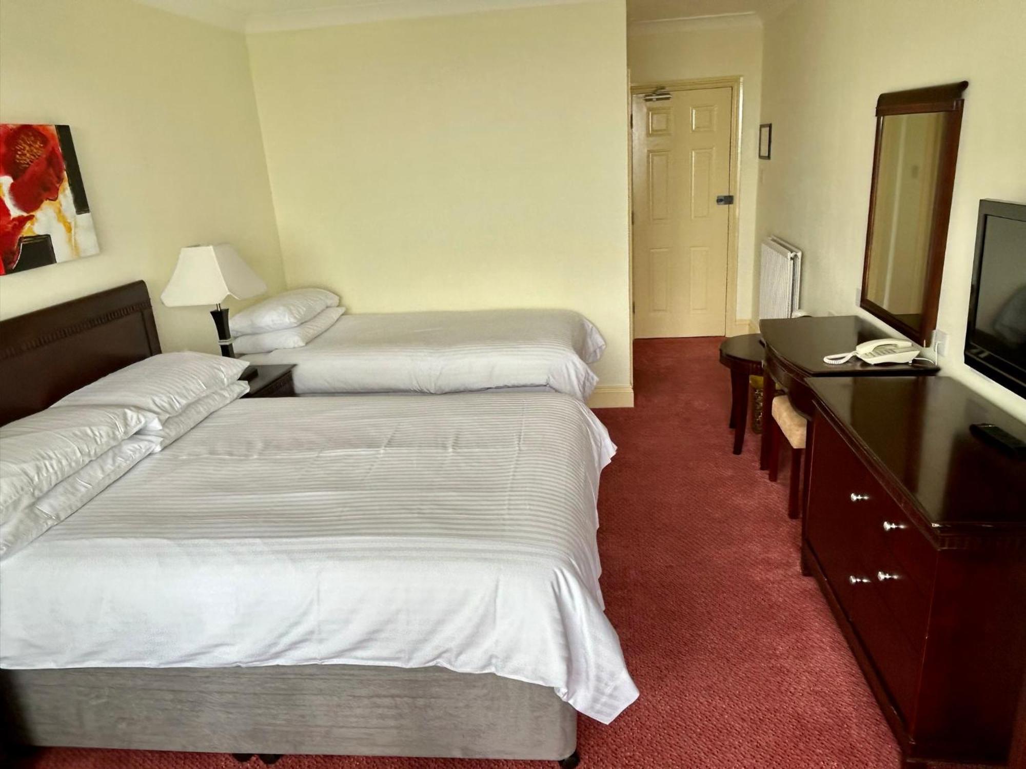 Regent Court - Seafront, Sandown - Free Car Ferry For Bookings Of 3 Or More Nights, Subject To Availability 客房 照片