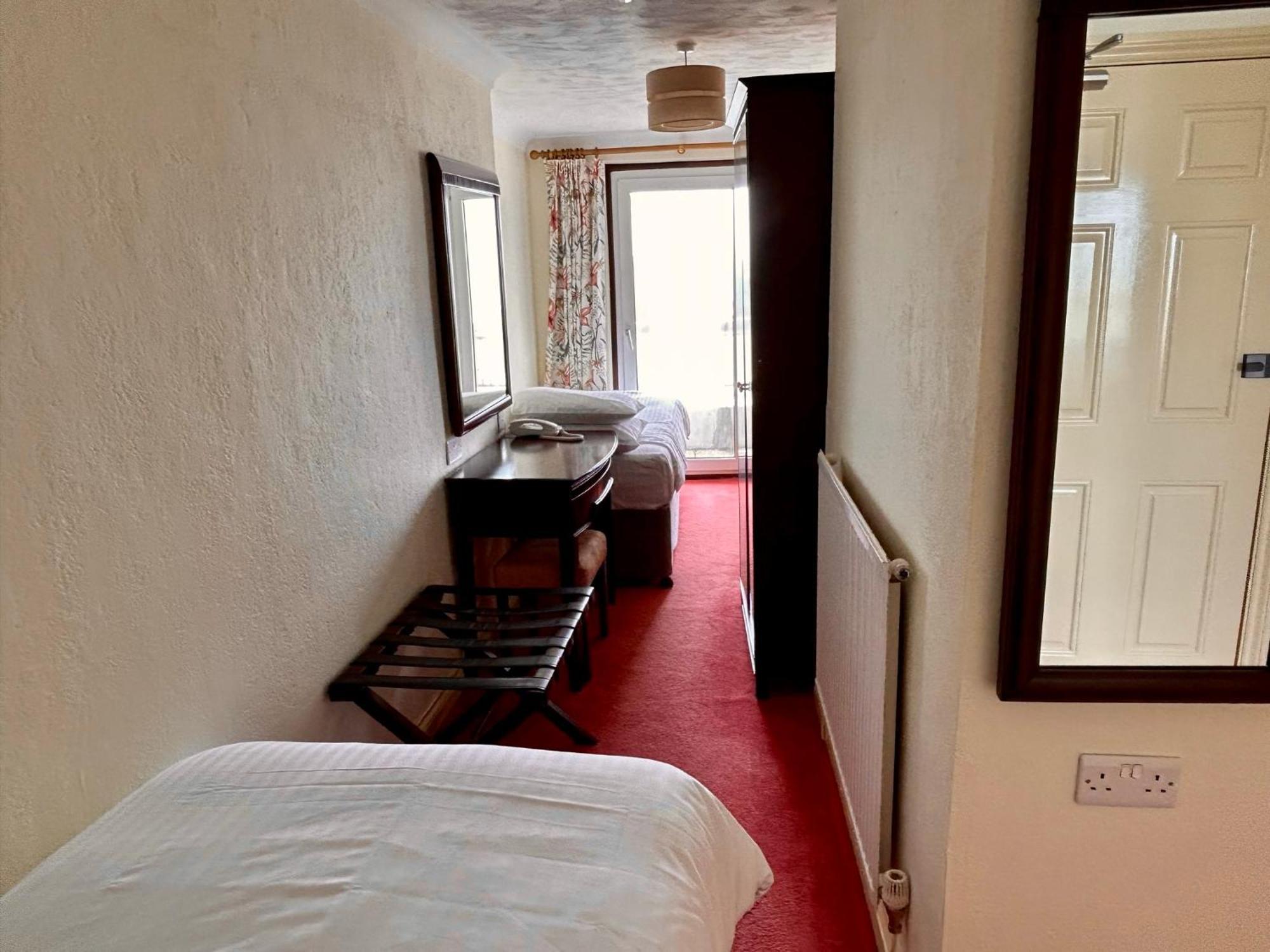 Regent Court - Seafront, Sandown - Free Car Ferry For Bookings Of 3 Or More Nights, Subject To Availability 外观 照片