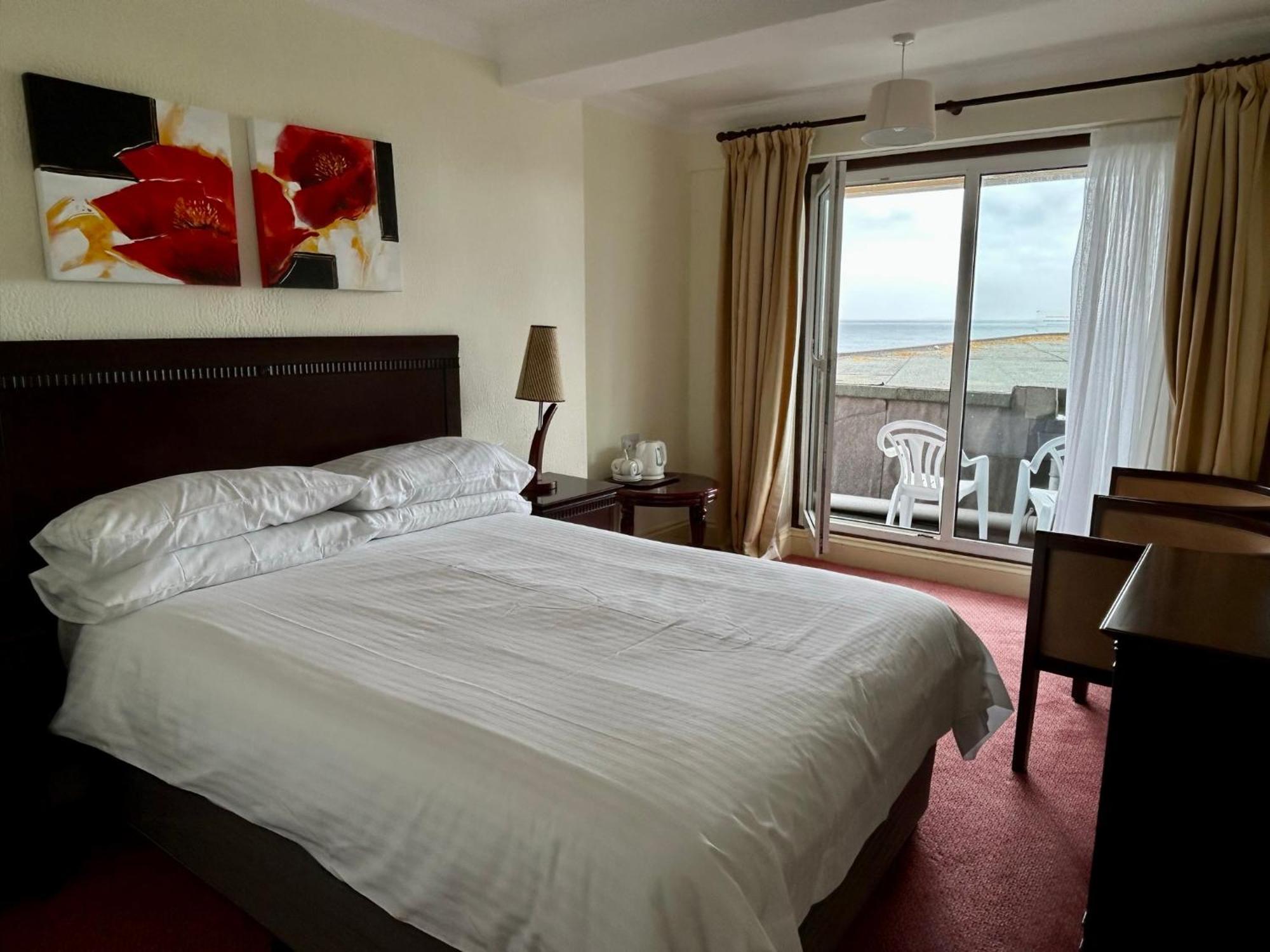 Regent Court - Seafront, Sandown - Free Car Ferry For Bookings Of 3 Or More Nights, Subject To Availability 客房 照片