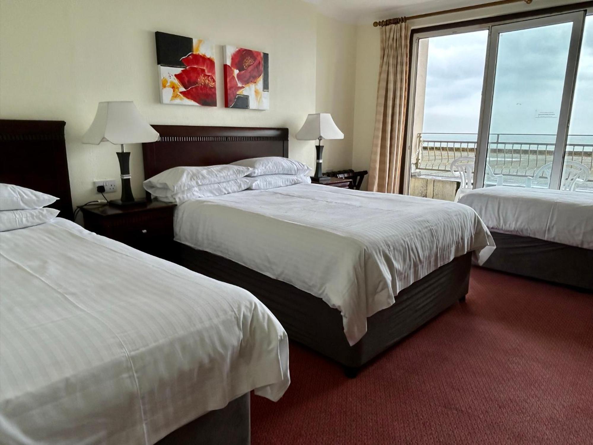 Regent Court - Seafront, Sandown - Free Car Ferry For Bookings Of 3 Or More Nights, Subject To Availability 客房 照片